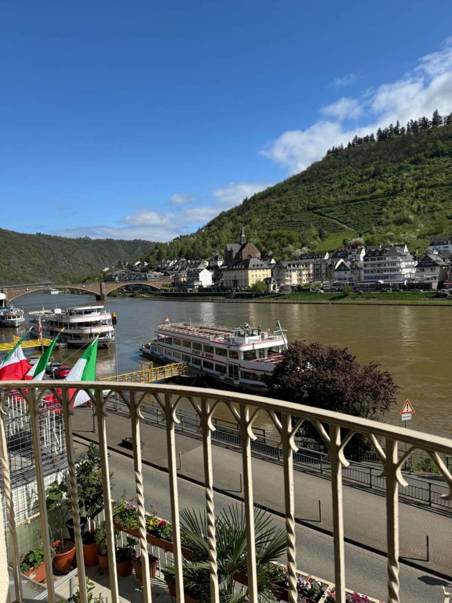 Holiday Apartment Mit Moselblick Im Moselhaus Cochem Exteriér fotografie